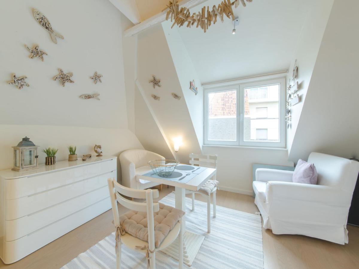 Studio Beach House By Interhome De Haan Eksteriør billede